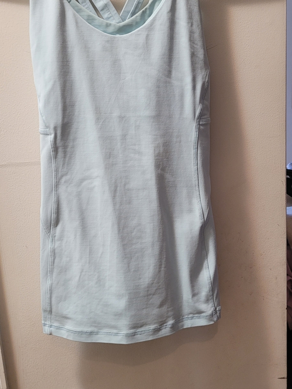 GUC Mint Green Lululemon Tank Top Shirt Built in Bra Women's Size 6
